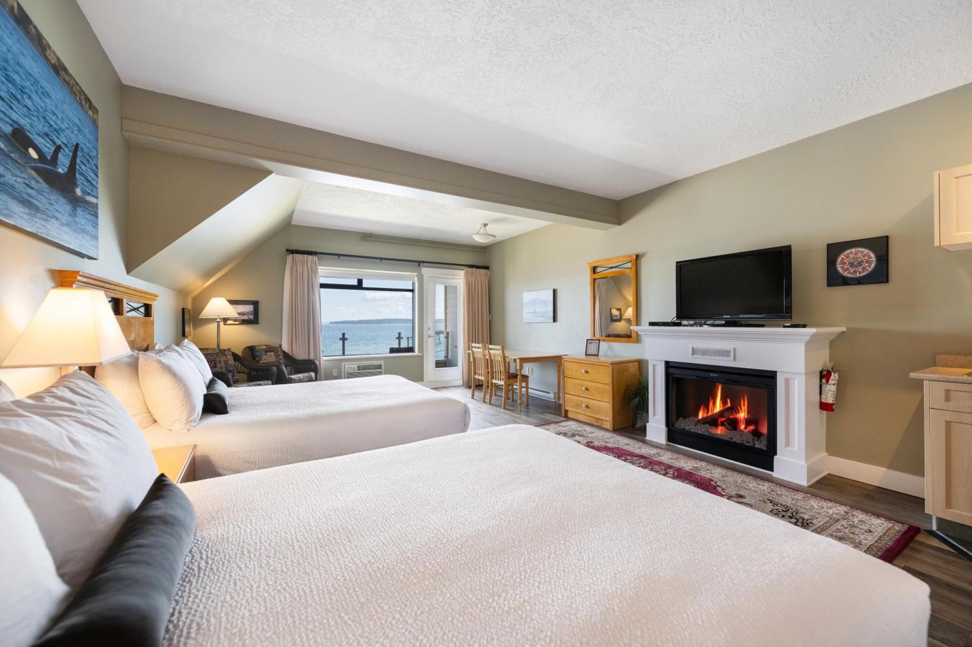Sidney Waterfront Inn & Suites Экстерьер фото